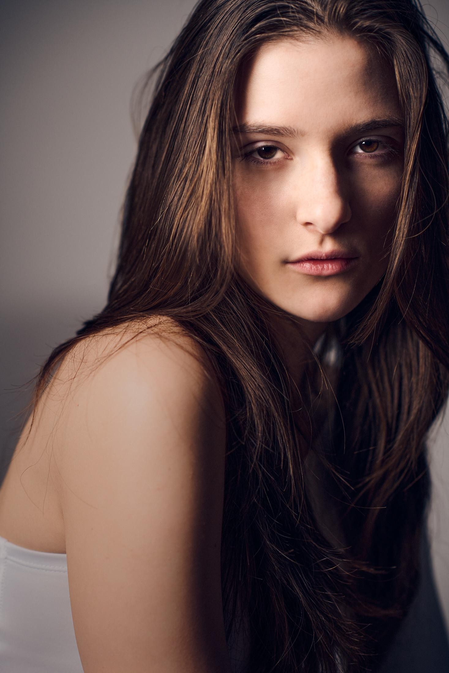 model-Zornitsa Gospodinova, photographer-Encho Naydenov